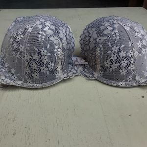 Victoria's Secret Push-up Bra 32 DD